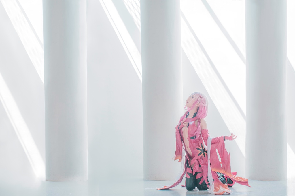 Guilty Crown 楪いのり コスプレ写真集 PRAY