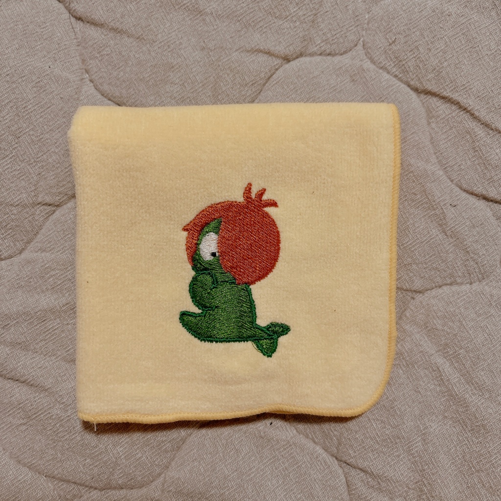 刺繍ハンカチ（小海獣:イエロー）