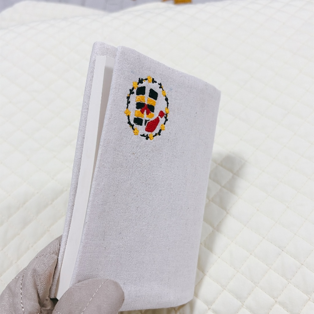 刺繍ブックカバー（鬼水・文庫サイズ）