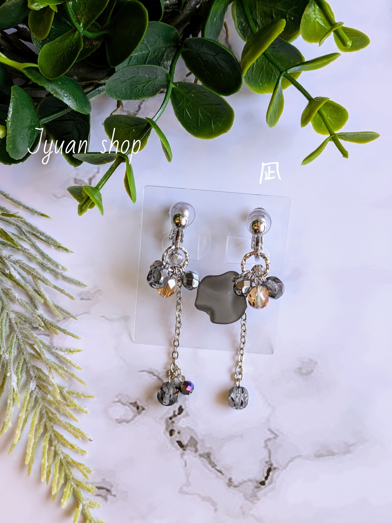 ブルーロック イメージカラー イヤリング／ピアス ＊凪＊玲王＊馬狼＊ニ子＊蟻生＊凛 ver.