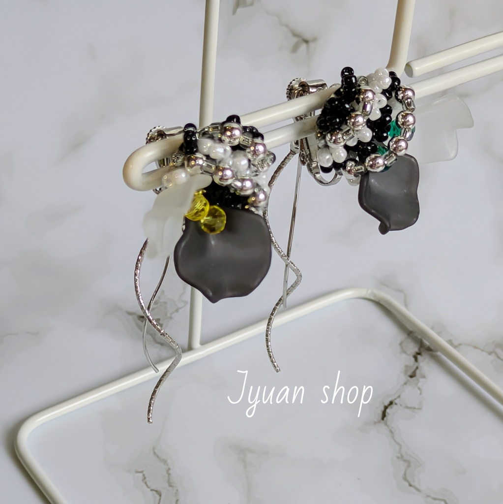 鬼滅 伊黒小芭内 イメージ イヤリング/ピアス