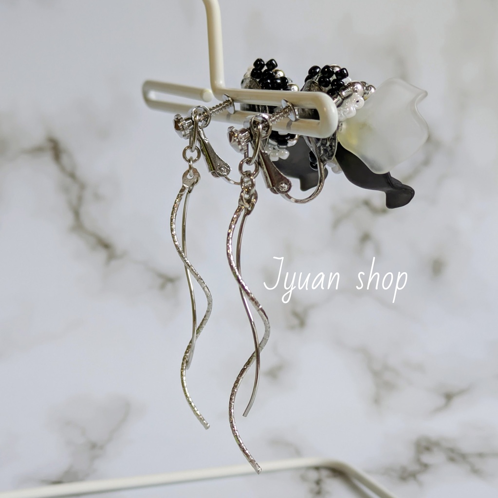 鬼滅 伊黒小芭内 イメージ イヤリング/ピアス