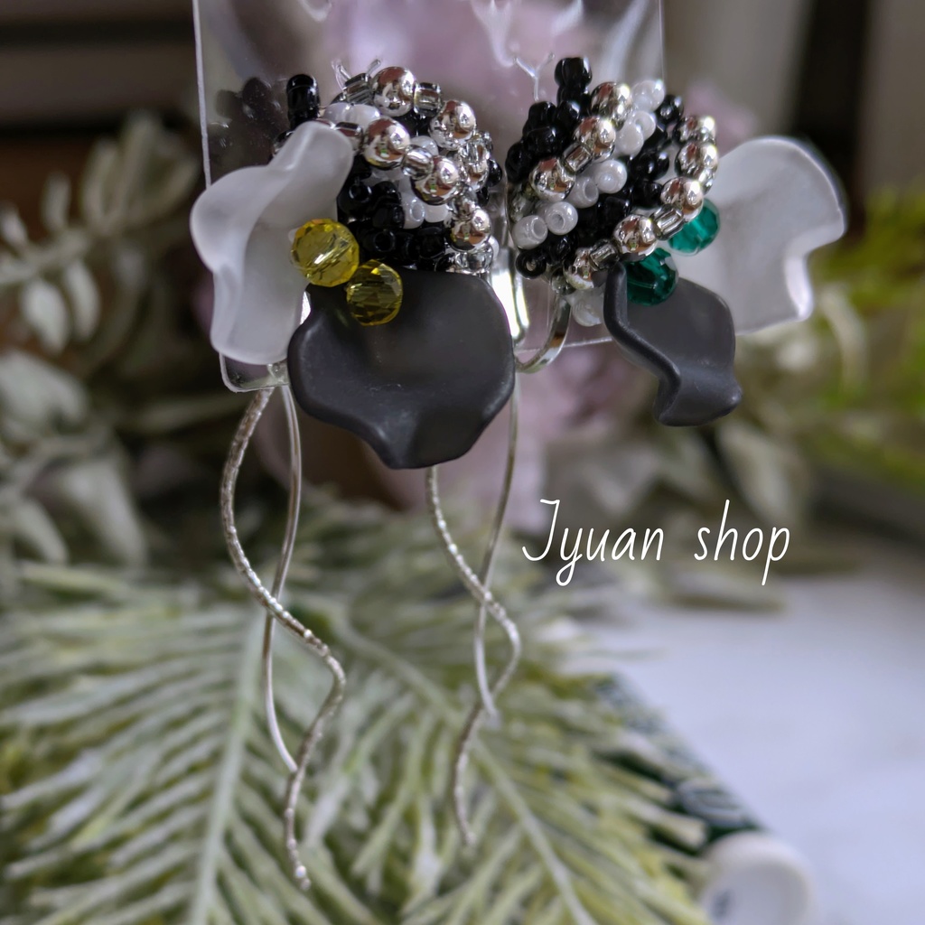 鬼滅 伊黒小芭内 イメージ イヤリング/ピアス