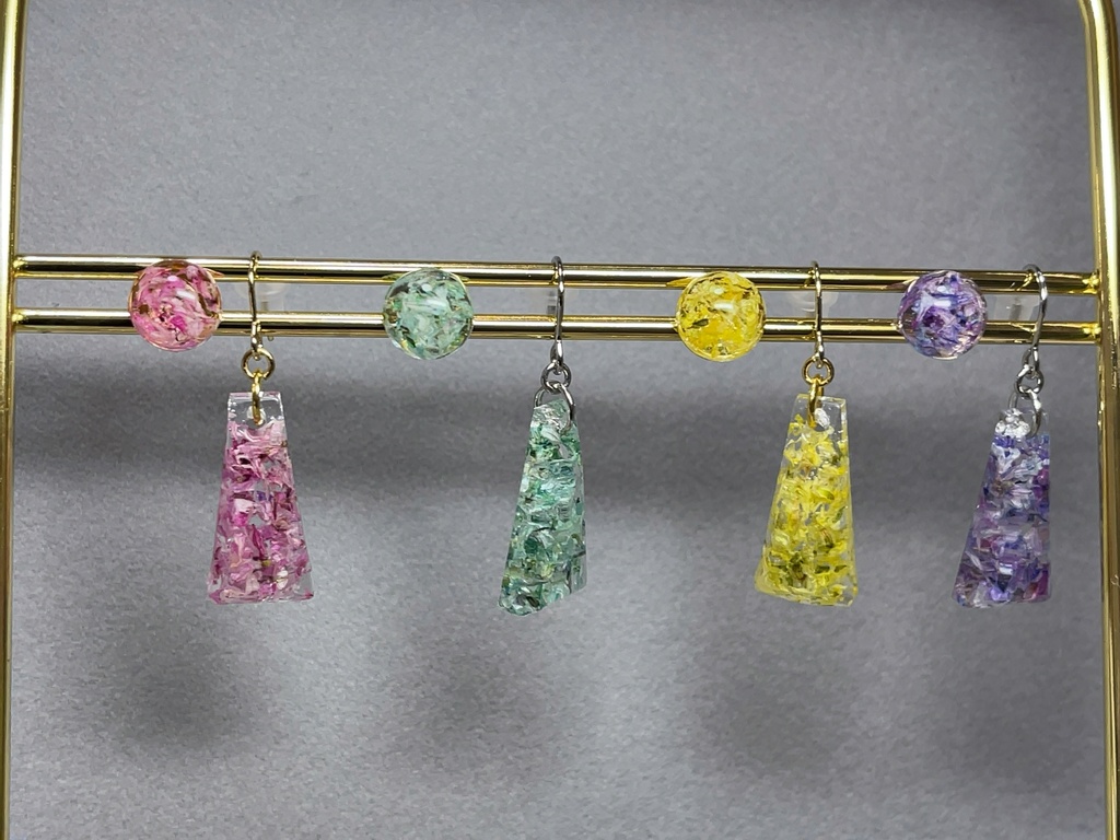 ワンポイント×台形 ピアス