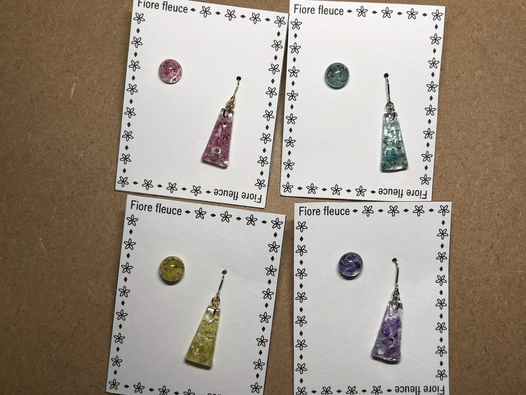 ワンポイント×台形 ピアス