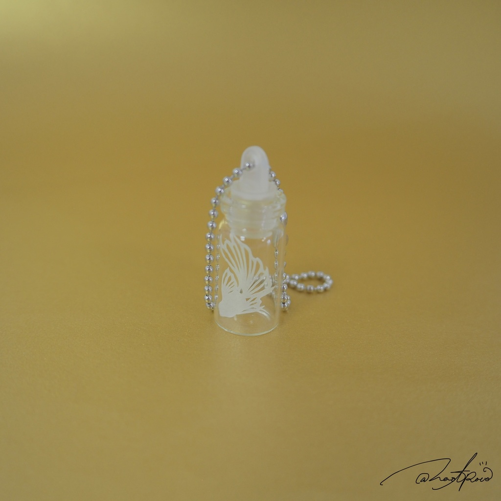 【切り絵チャーム】朧金魚