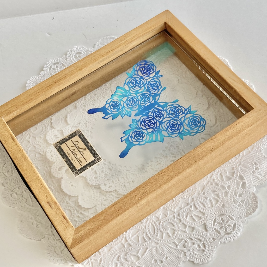 【切り絵昆虫標本額】