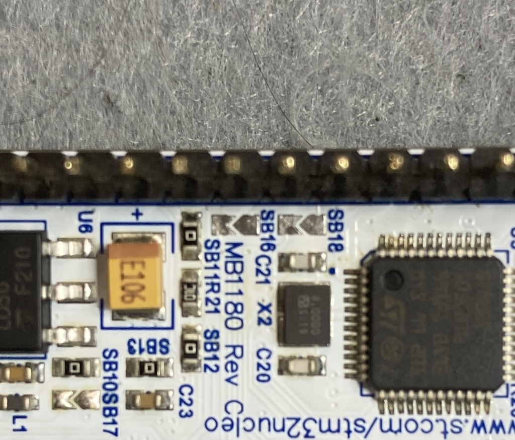 SHARP ポケコン用CE-140Fエミュレータ