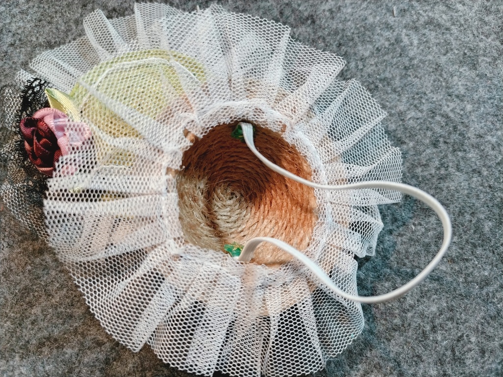 【受注生産品】ストローハット風ミニチュア帽子