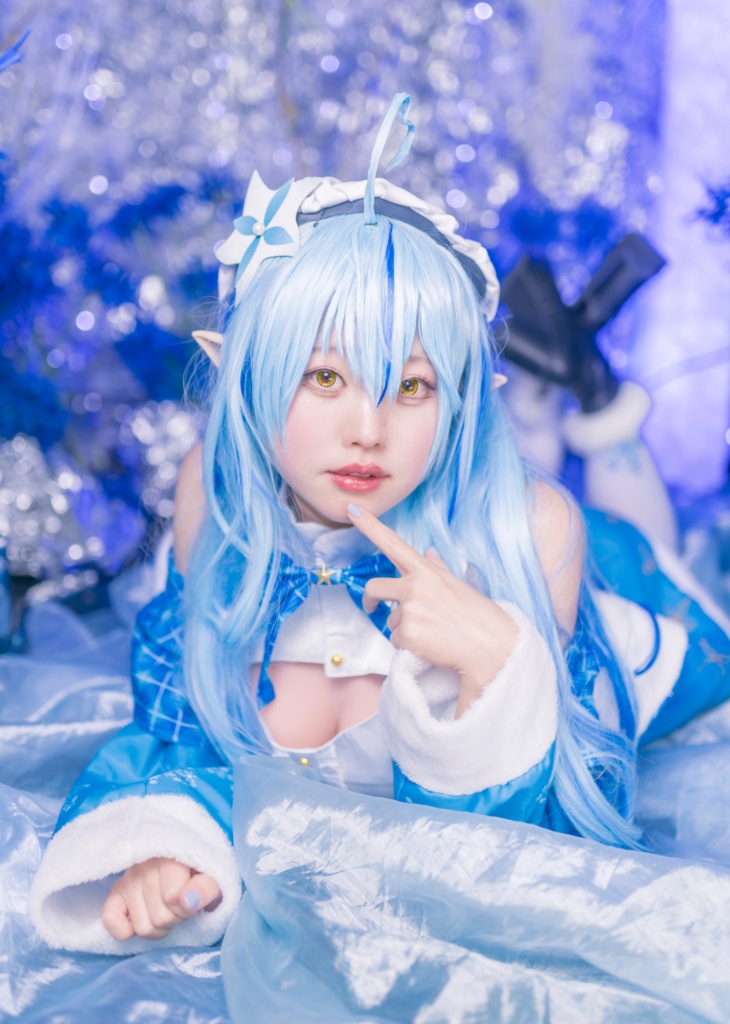 【acostaマルシェ】ホロライブ 雪花ラミィ写真集 『Iolite』