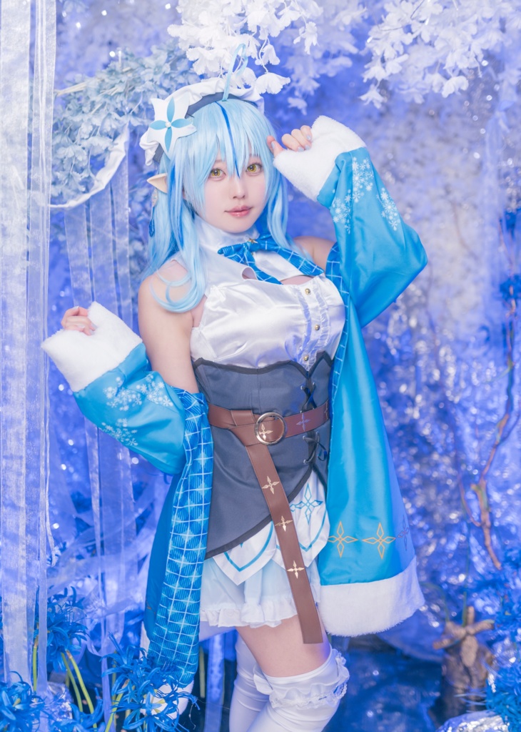 【acostaマルシェ】ホロライブ 雪花ラミィ写真集 『Iolite』