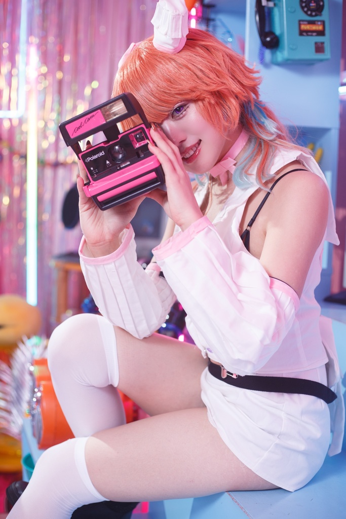 Takanashi Kiara Photobook