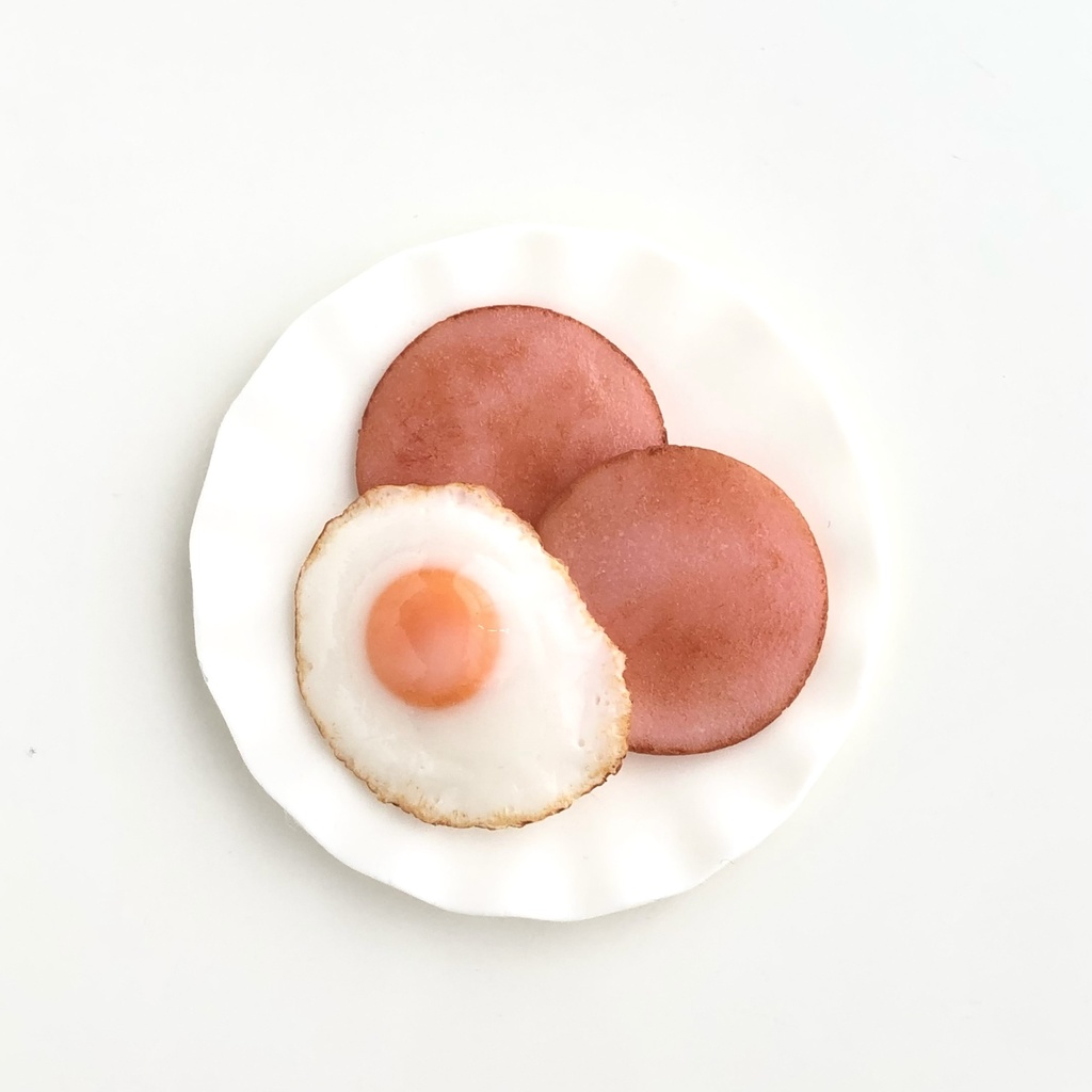 1/3・1/5 目玉焼きとハムセット