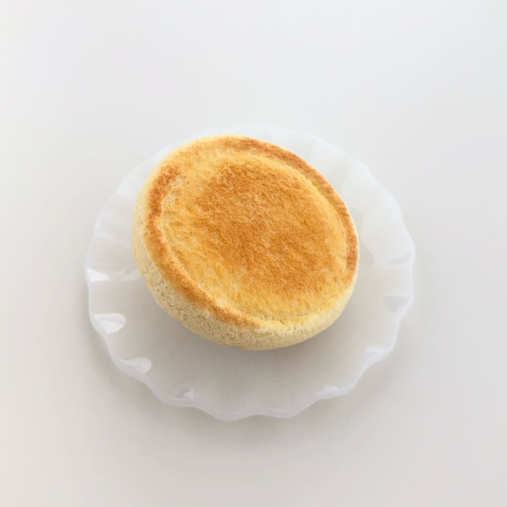 1/3 ホイップメロンパン