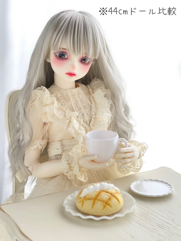 1/3 ホイップメロンパン