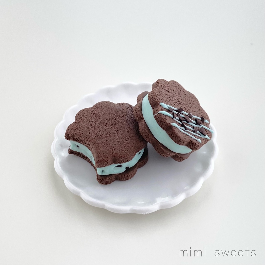 1/3 チョコミントクッキーサンド