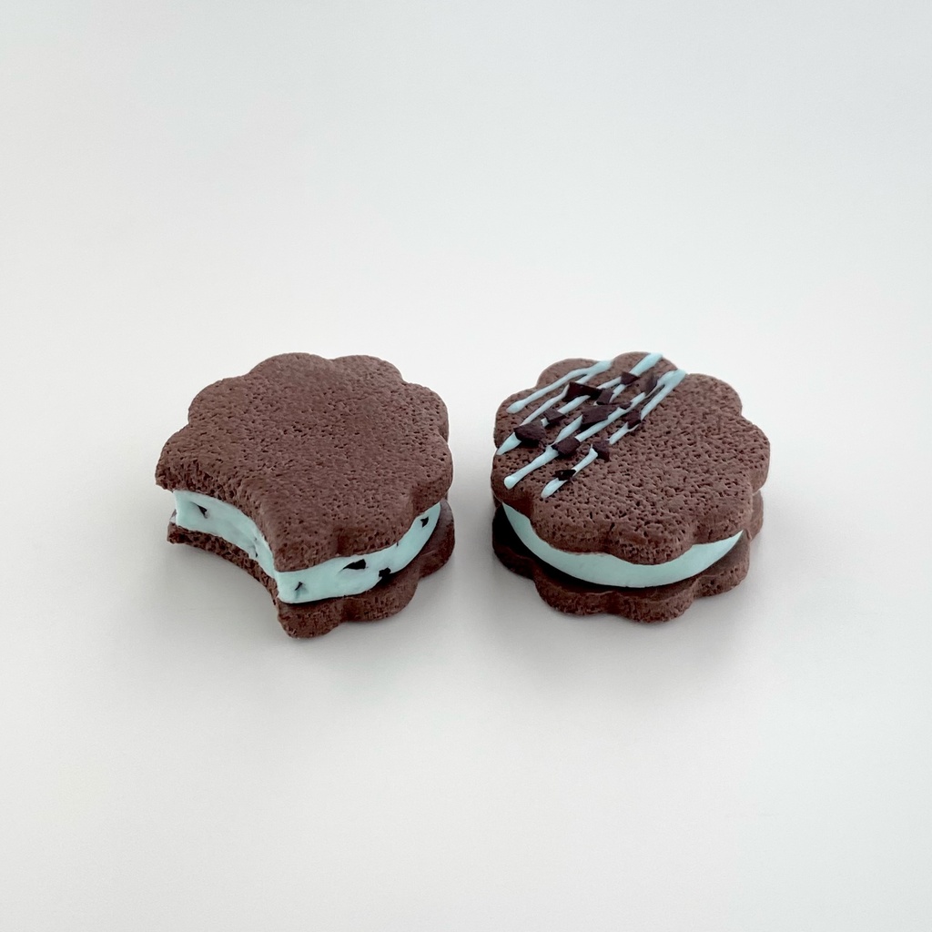 1/3 チョコミントクッキーサンド