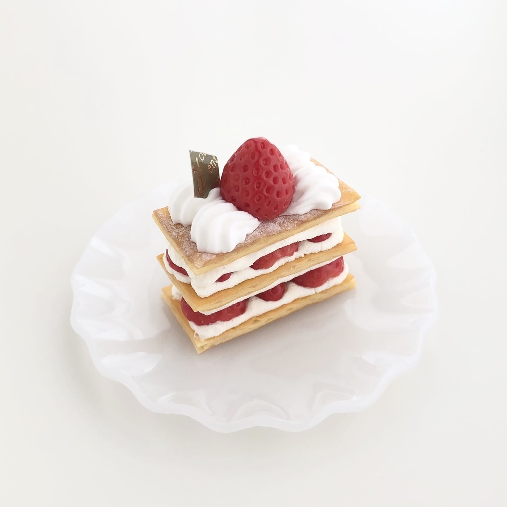 1/3 苺のミルフィーユ