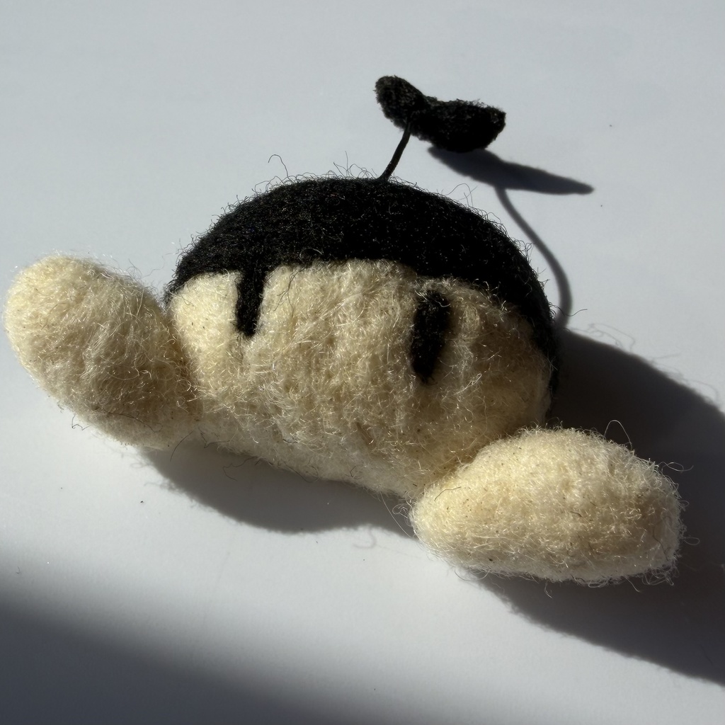 羊毛フェルト　おむぉり