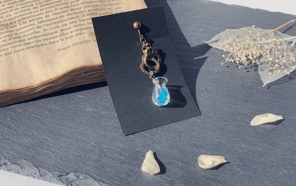 ポストマン〈鍵盤〉、囚人〈電解〉、墓守〈車掌〉