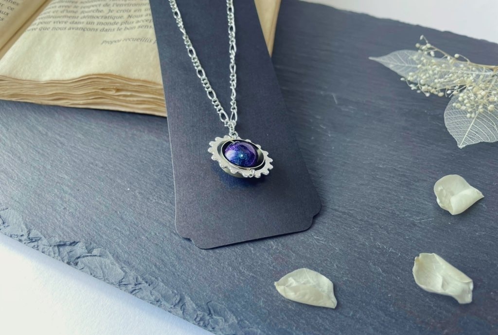 探鉱者〈携帯品/プラネタリウム〉ネックレス