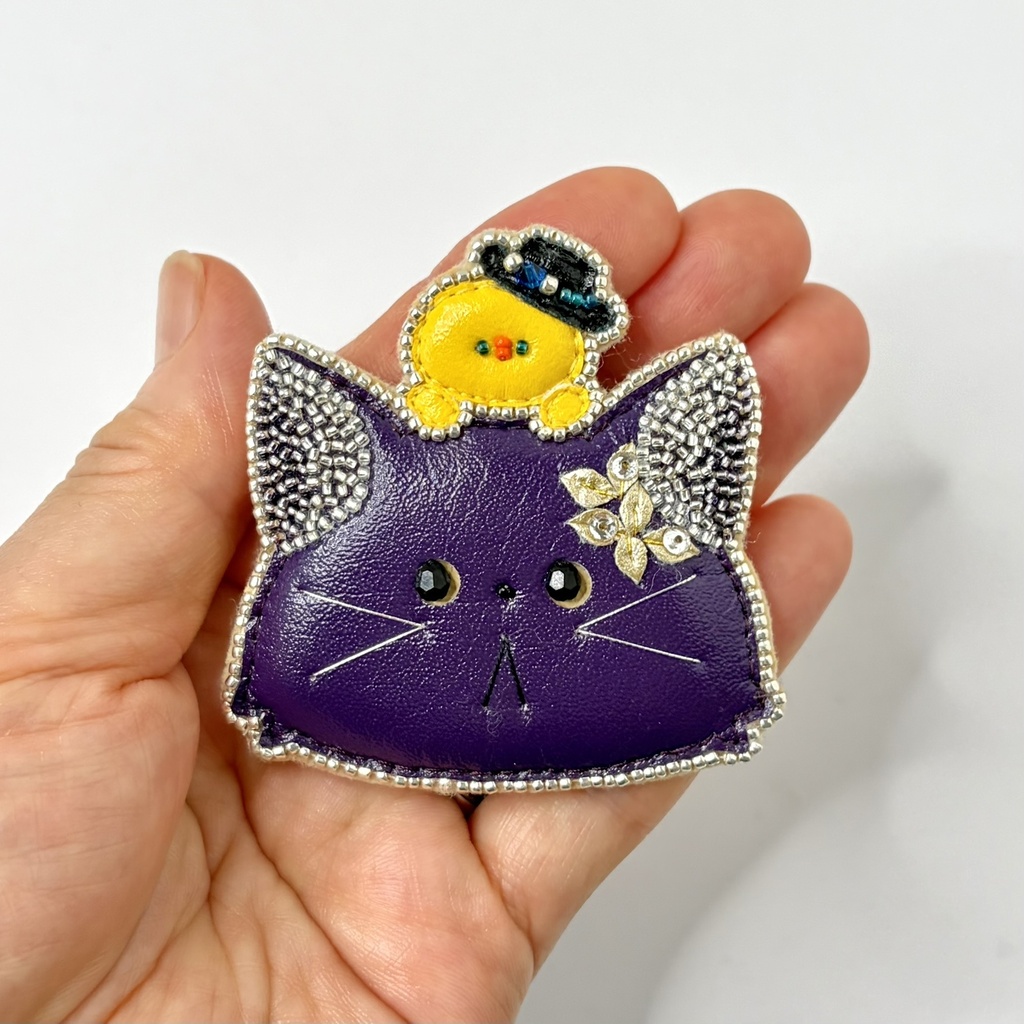 レイシオ猫&アベンチュリンアヒル・レイチュリブローチ