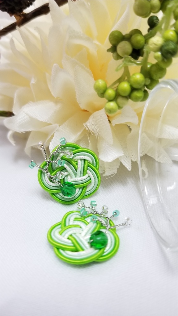 揺れない水引ピアス・イヤリング【秋緑】