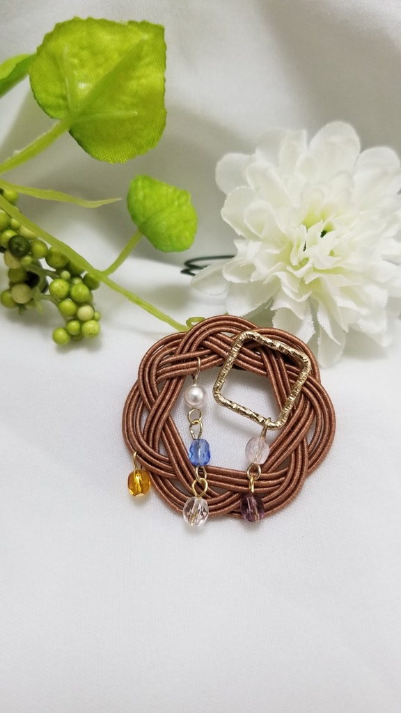 水引リースブローチ【栗の木】