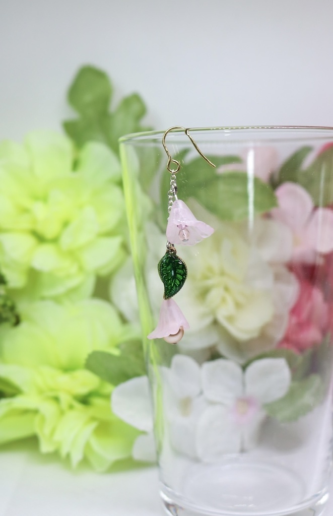 推しカラーピアス