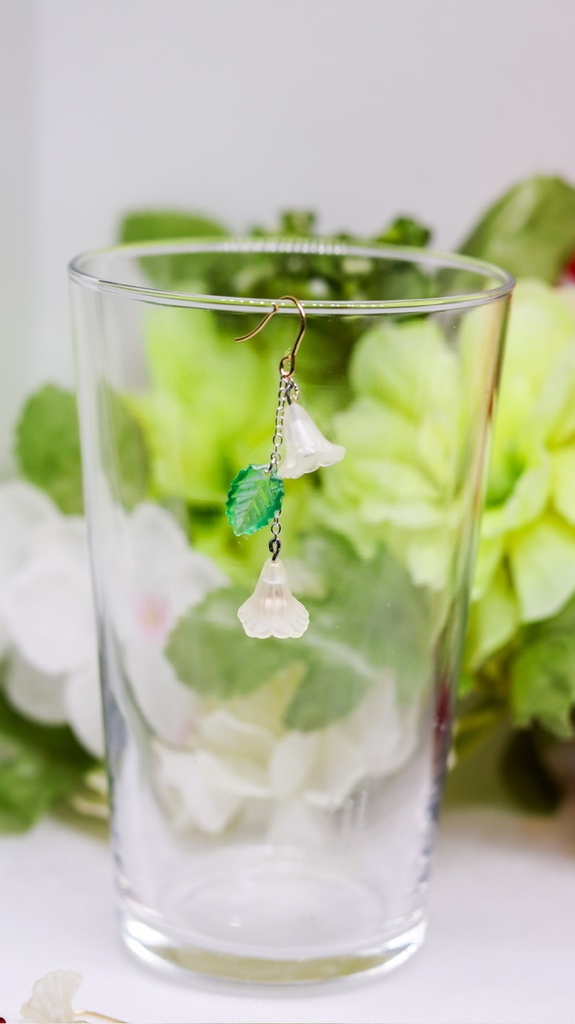 推しカラーピアス