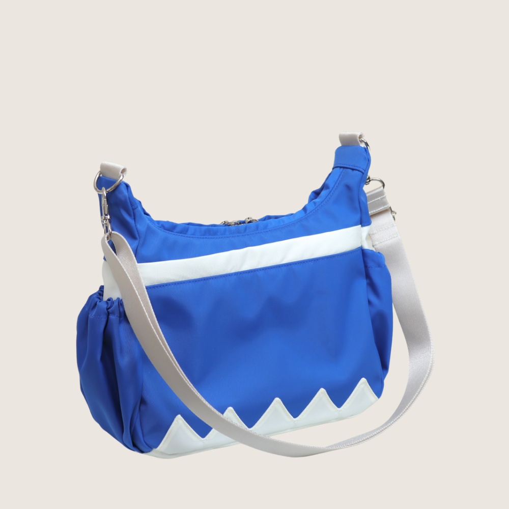 ポケットいっぱいポシェット