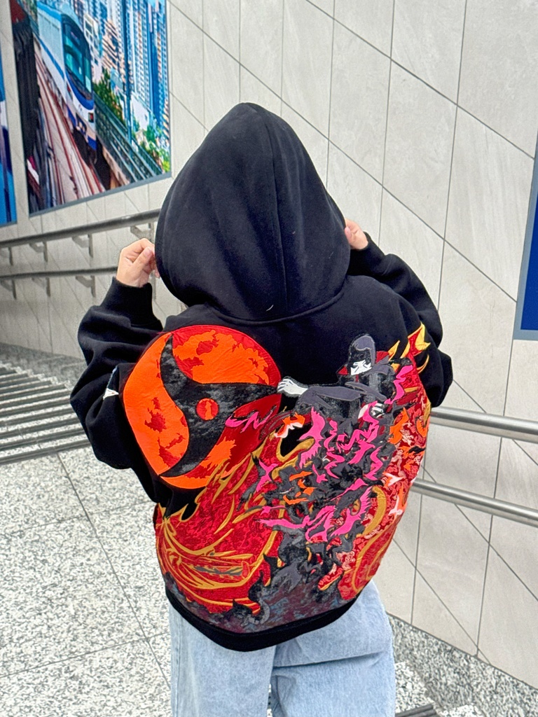 🔥 うちはイタチ&須佐能乎フーディー(ジャケット)|宿命と守護を表現したハンドメイド作品