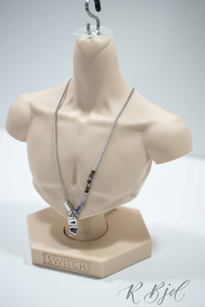 【SD17-ID75】メタルプレート付きシルバーチェーンネックレス