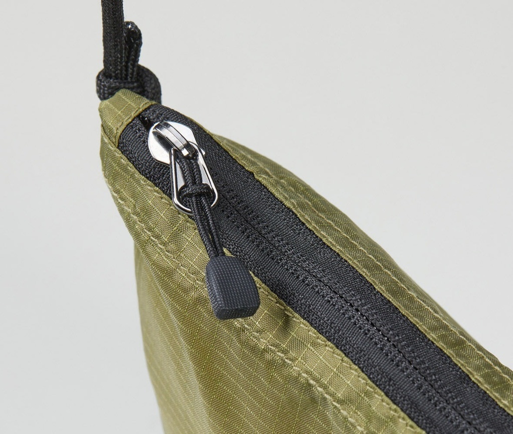 【サコッ酒】OLIVE ナイロンリップストップ