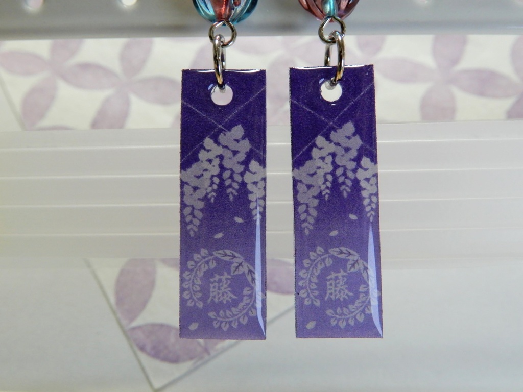 鬼滅の刃 藤の花の家紋の家 ピアス イヤリング(ハンドメイド)