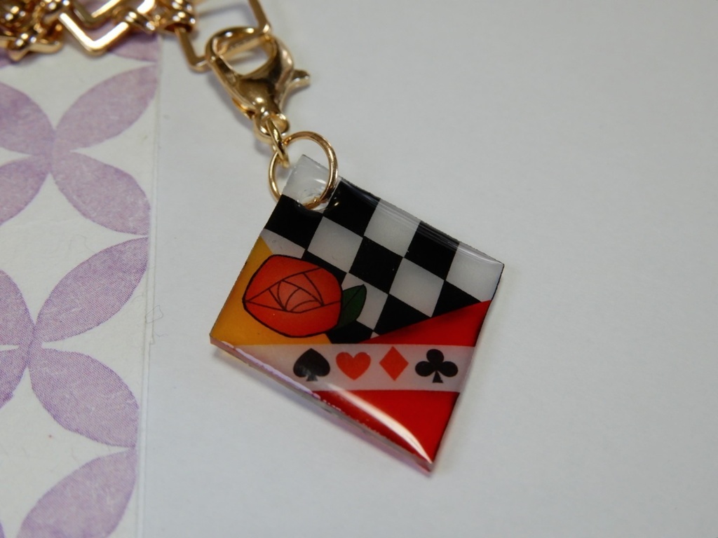 ツイステ ハーツラビュル寮イメージキーチャーム(ハンドメイド)