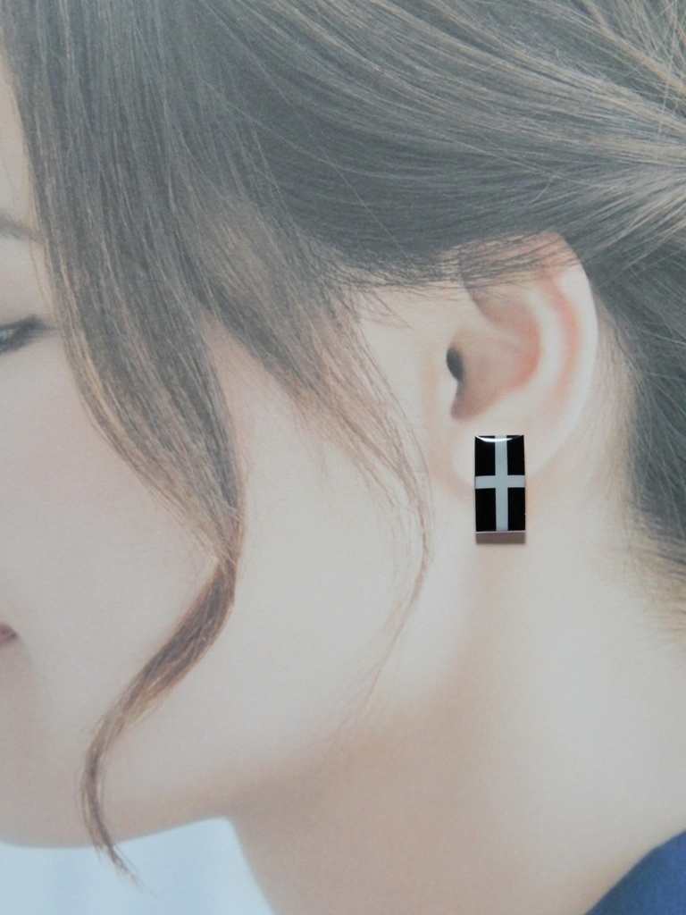 クロスプレート 東京卍リベンジャーズ 三ツ谷隆 イメージピアス(ハンドメイド)