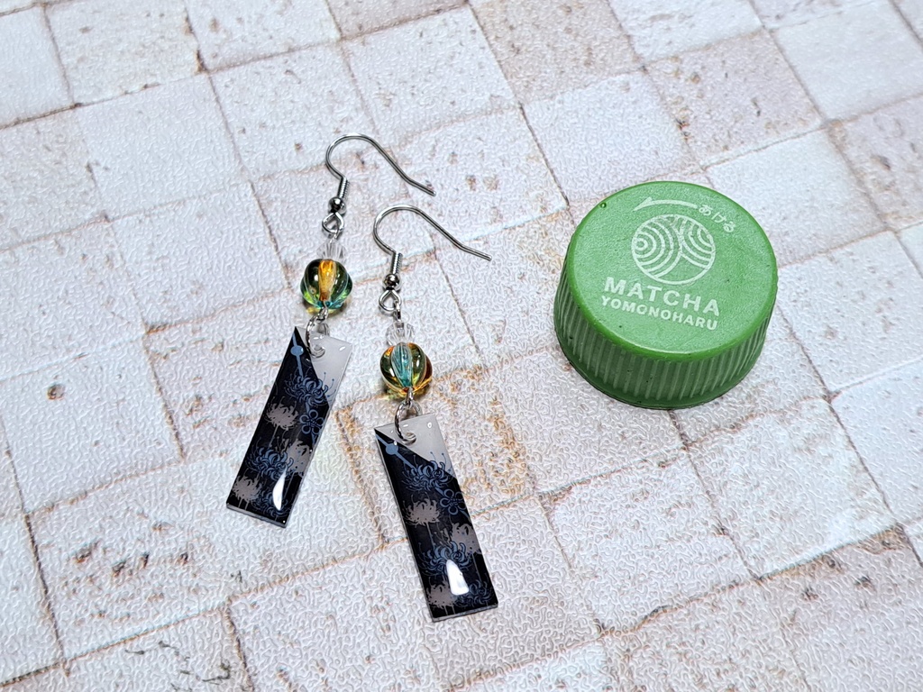 和風 和柄 花札 短冊ピアス(サージカルステンレスフックピアスタイプ)