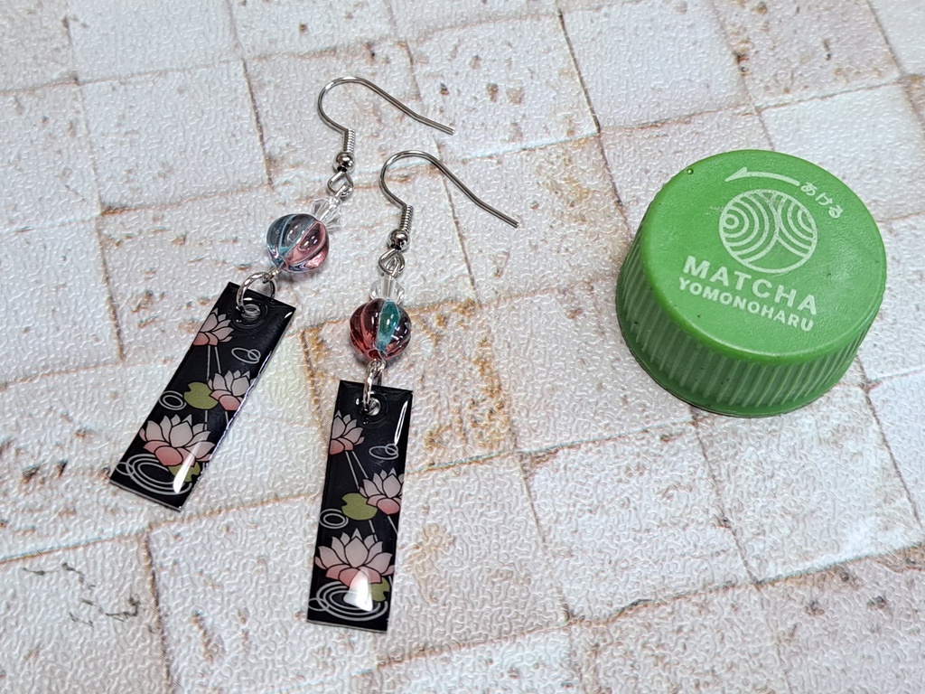 和風 和柄 花札 蓮の花 デザインピアス イヤリング(ハンドメイド)