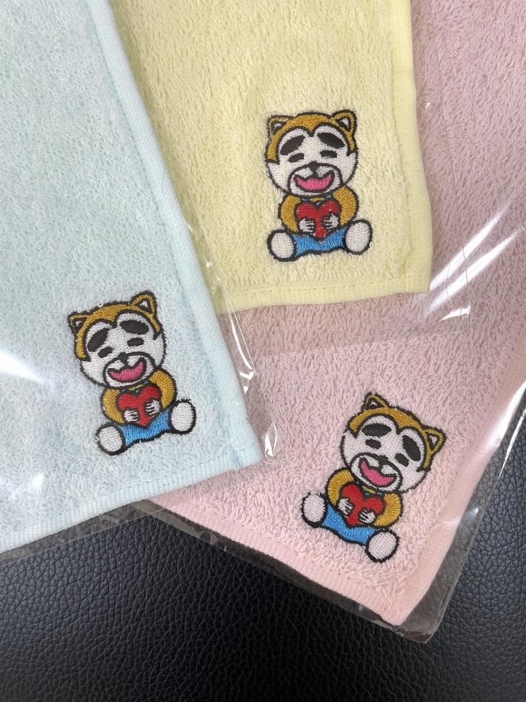 今治タオルの刺繍ハンカチ 全3色