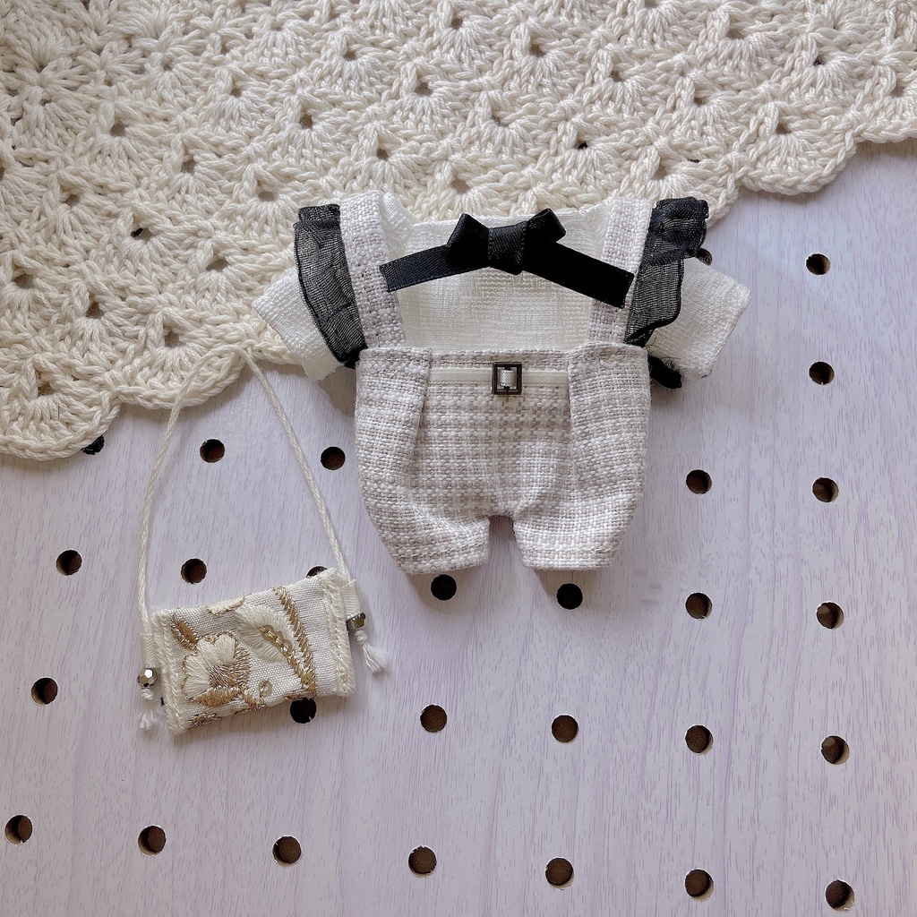 ベルト付きフリルサロペットセット