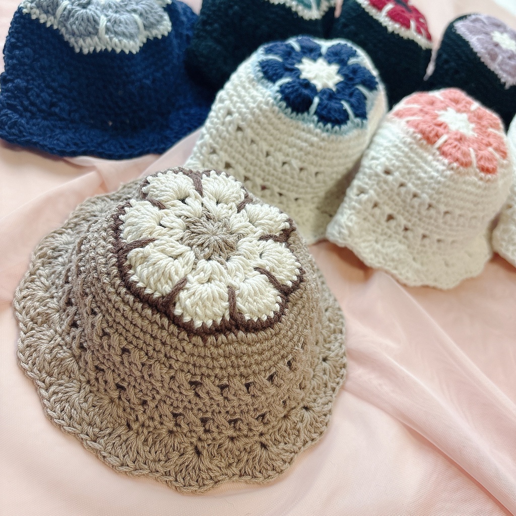 【新色】フラワーモチーフの透かし編み帽子