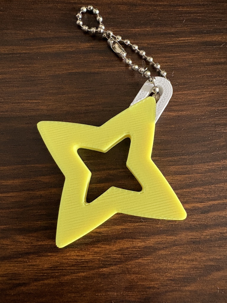 【非公式】天音かなた手裏剣キーホルダー[グロウイエロー]