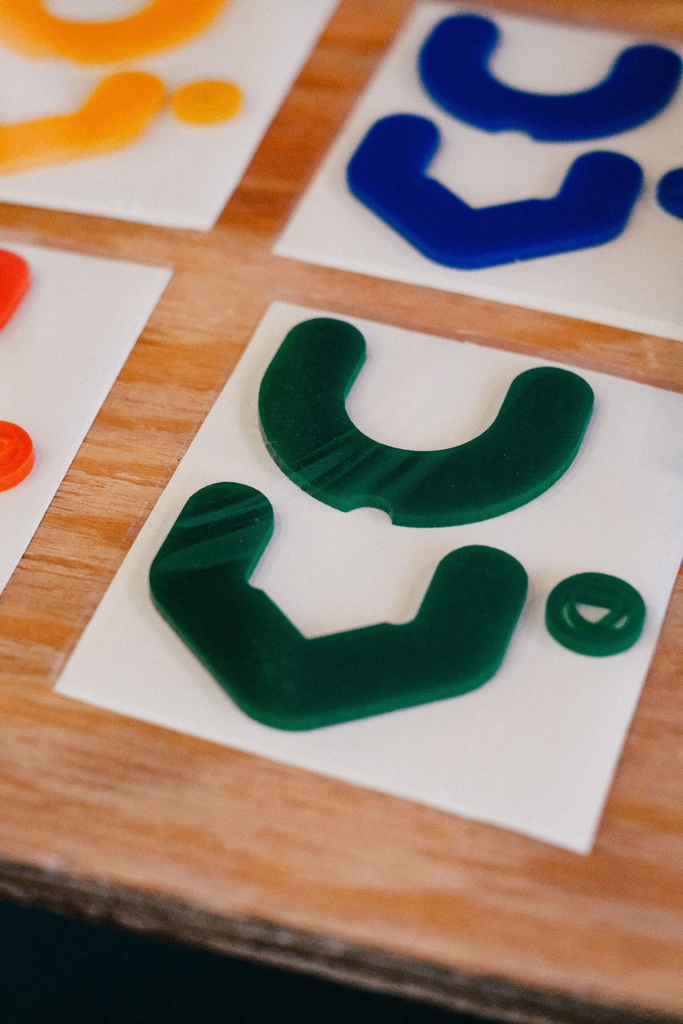 ULTRAV°アクリルステッカー