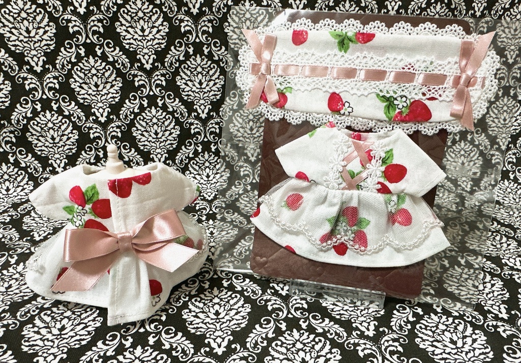 ともぬいサイズお洋服など。