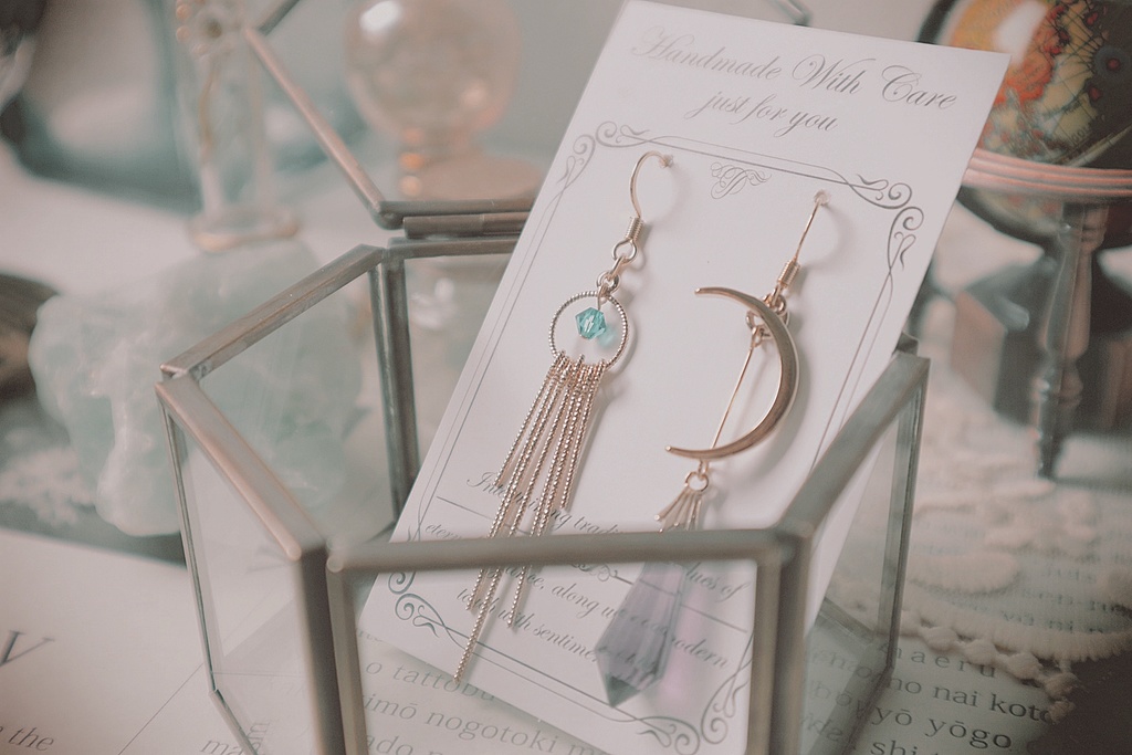 甲斐田晴🌞モチーフピアス