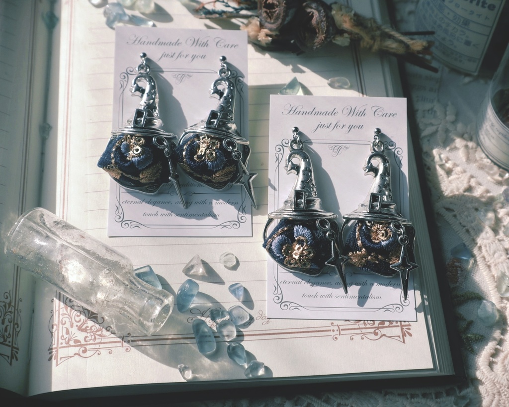 ミラン･ケストレル モチーフアクセサリー