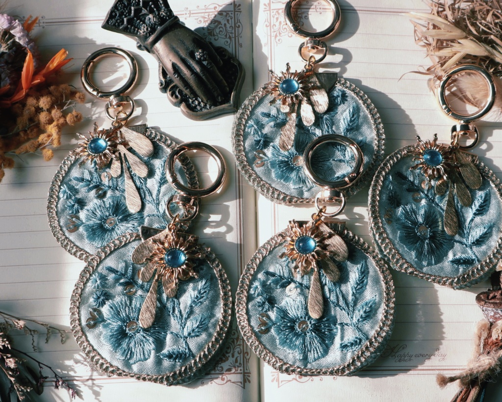 甲斐田晴 モチーフアクセサリー