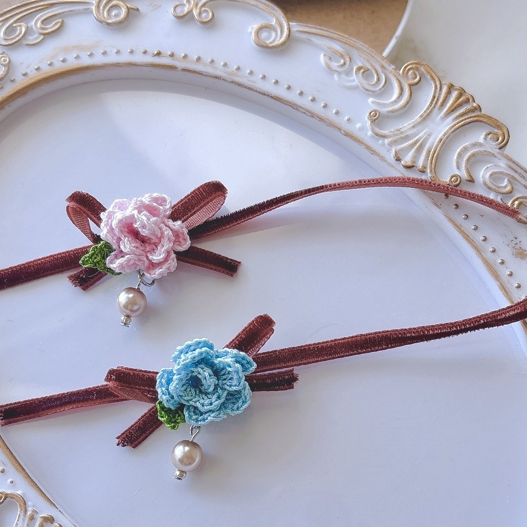 𝓇ℴ𝓈ℯ 𝒸𝒽ℴ𝓀ℯ𝓇