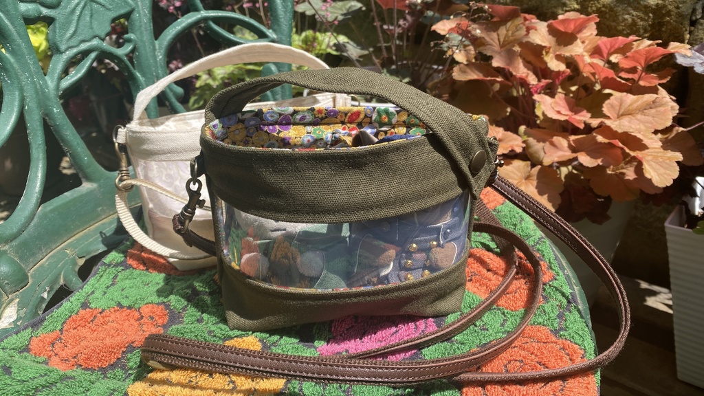 クリア窓付き、ぬいとおでかけバッグ